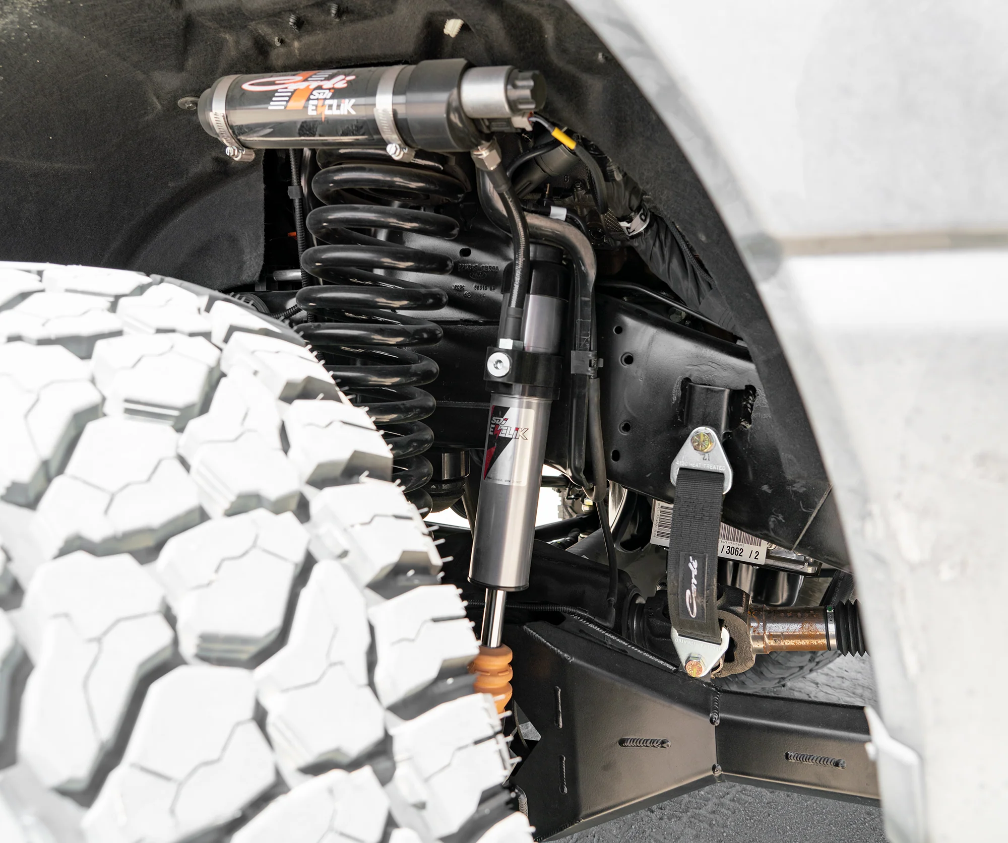 Carli Ford E-Venture Leveling System, BASE CS-FLVL-EV25-23-GAS - Image 6